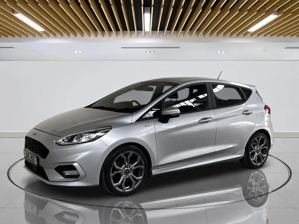 Used Ford Fiesta ST-Line 100 HP (73 kW) 2018 Silver Hatchback
