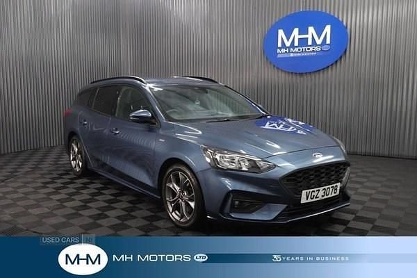 Used Ford Focus ST-Line 120 HP (88 kW) 2021 Blue Estate