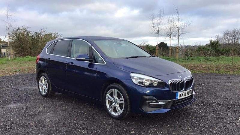 Used BMW 218 Active Tourer Luxury Line 148 HP (108 kW) 2018 Blue MPV