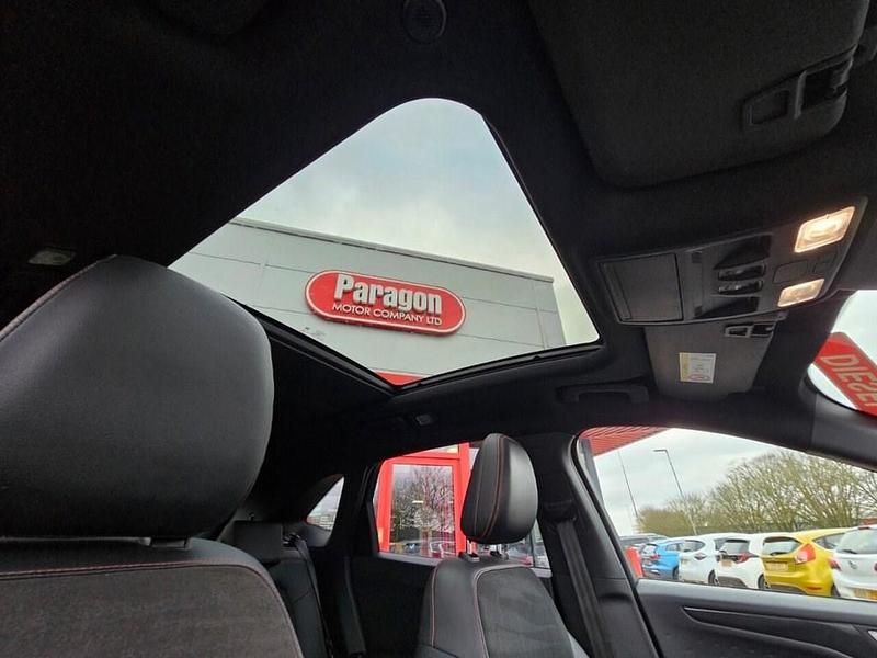 Used Ford Kuga ST-Line X 120 HP (88 kW) 2020 White SUV