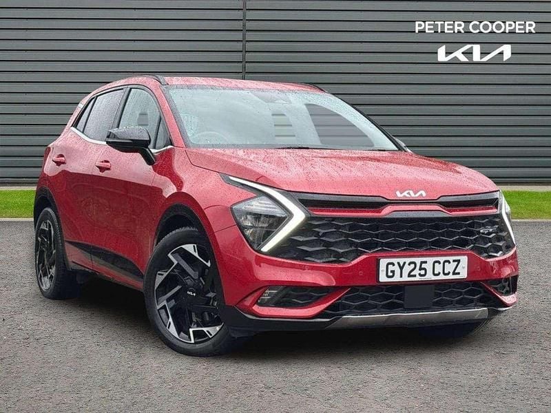 Red Used 2025 Kia Sportage GT-Line SUV | £28,792 (Super price) - Image 1/4