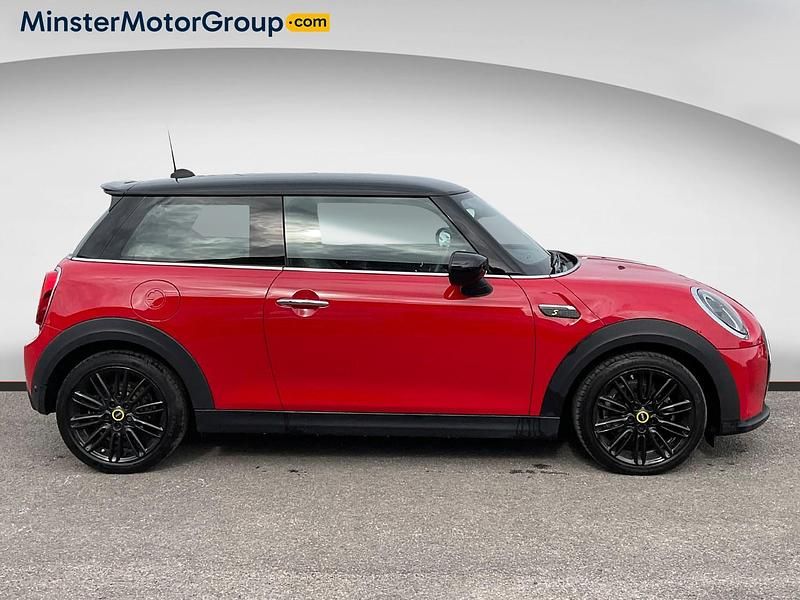 Used Mini Cooper S Hatch 135 kW (184 HP) 2024 Red Hatchback