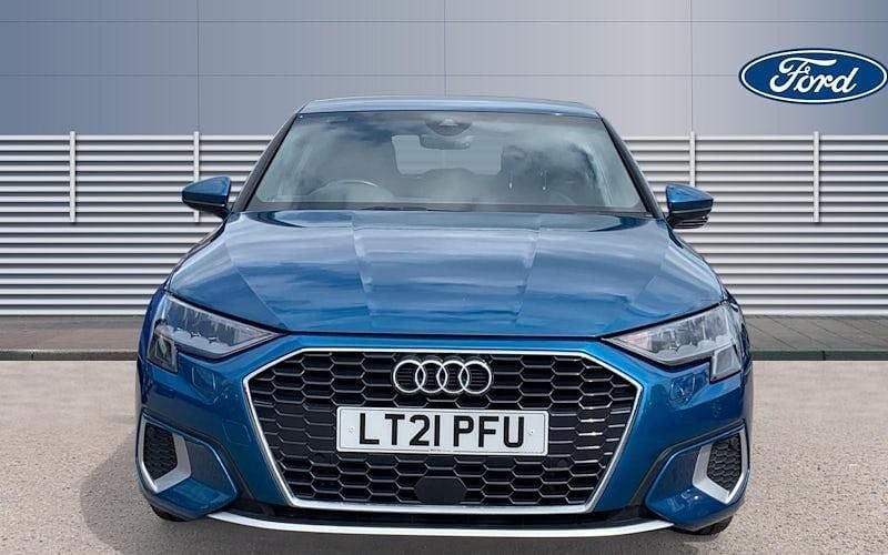 Used Audi A3 Sportback e-tron Sport 204 HP (150 kW) 2025 Hatchback