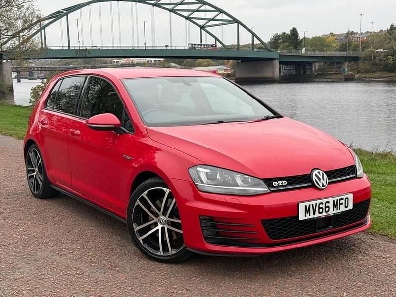 Red Used 2016 VW Golf VII GTD Hatchback | £9,999 (Fair price) - Image 1/4