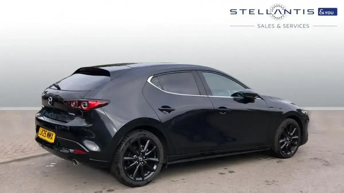 Usado Mazda 3 Homura-Line 138 HP (101 kW) 2025 Preto Citadino