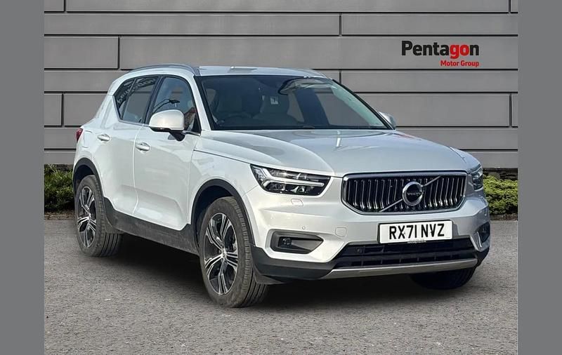 Used Volvo XC40 Inscription 258 HP (189 kW) 2022 Silver SUV