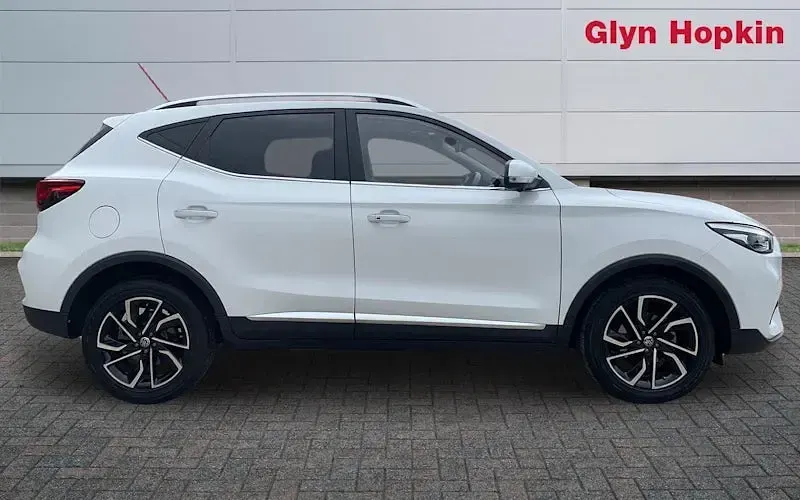 Usado MG ZS Exclusive 111 HP (81 kW) 2024 SUV