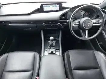 Used Mazda 3 Inclusive 122 HP (89 kW) 2020 Red Hatchback