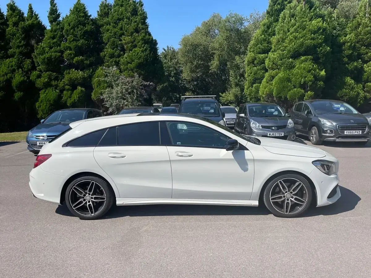Used Mercedes CLA220 AMG line 177 HP (130 kW) 2016 White Coupe