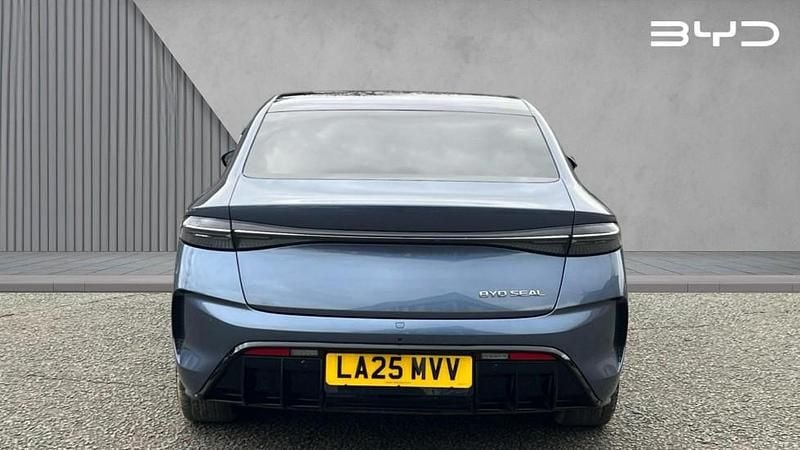 Used BYD Seal Design 230 kW (313 HP) 2025 Grey Sedan