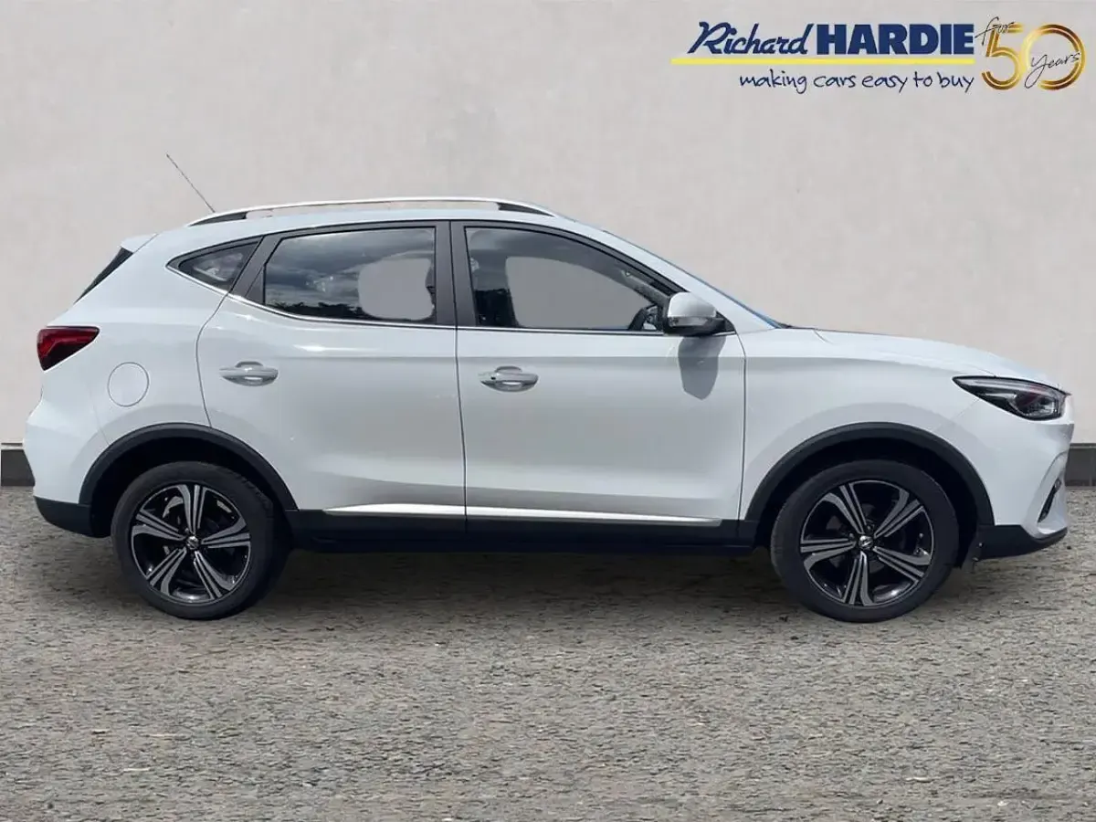 Used MG ZS Excite 109 HP (80 kW) 2024 White SUV
