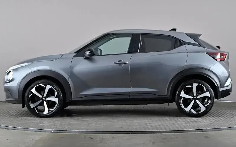 Used Nissan Juke Tekna 114 HP (83 kW) 2022 Grey SUV