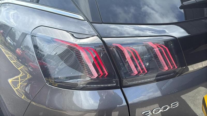 Used Peugeot 3008 GT 129 HP (94 kW) 2023 Grey SUV