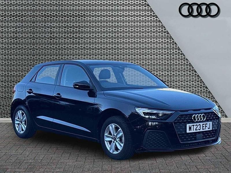 Used Audi A1 Design 94 HP (69 kW) 2023 Myth black metallic SUV