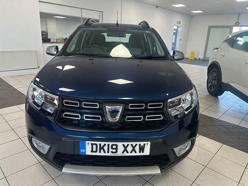 Used Dacia Sandero Comfort 90 HP (66 kW) 2019 Blue Hatchback