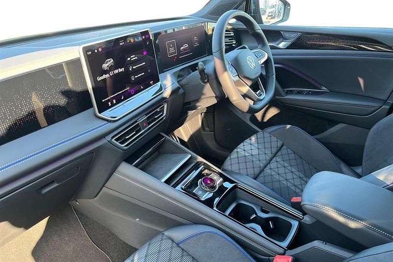 Used VW Tiguan R-line 150 HP (110 kW) 2025 Urano grey SUV