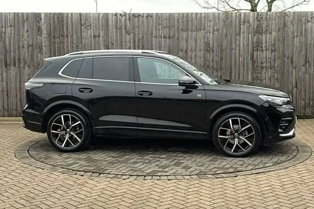 Used VW Tiguan 150 HP (110 kW) 2025 SUV