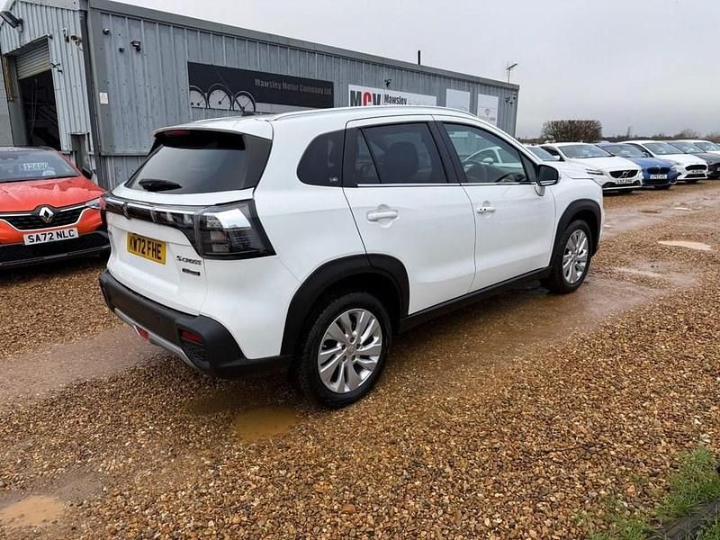 Used Suzuki SX4 2023 White Hatchback