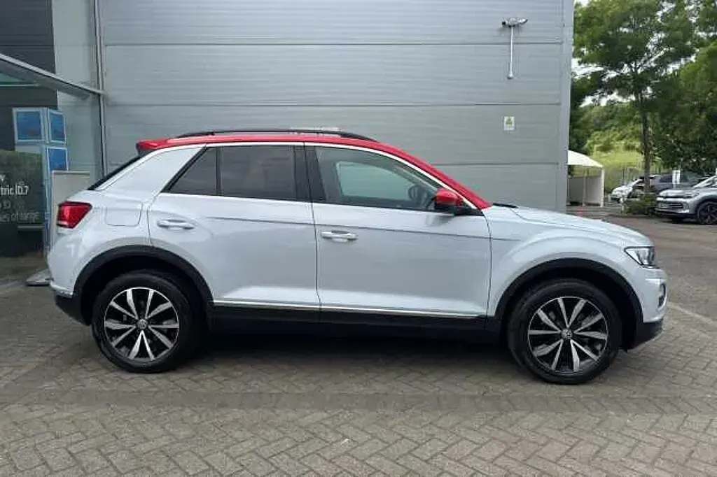 Used VW T-Roc Design 150 HP (110 kW) 2019 Silver SUV