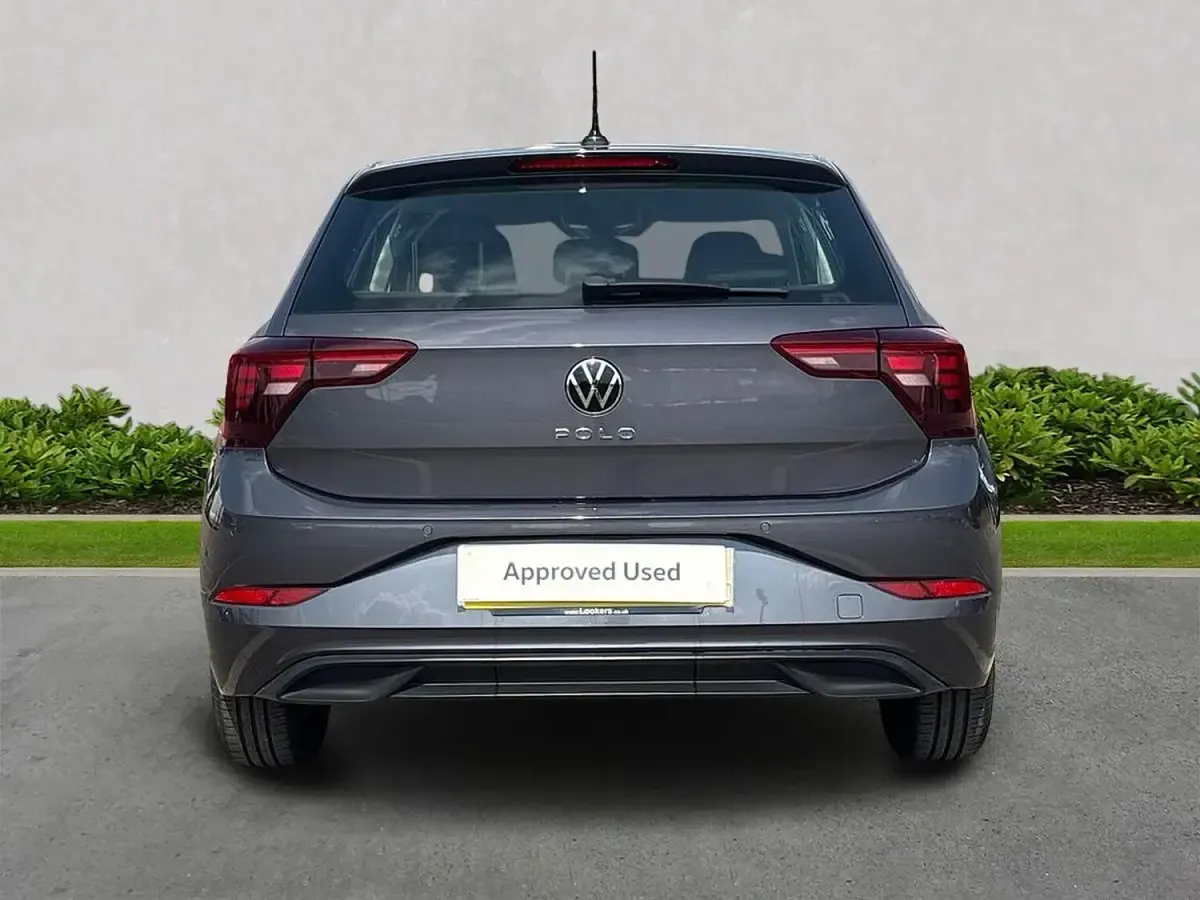 Used VW Polo Life 95 HP (69 kW) 2023 Grey Hatchback