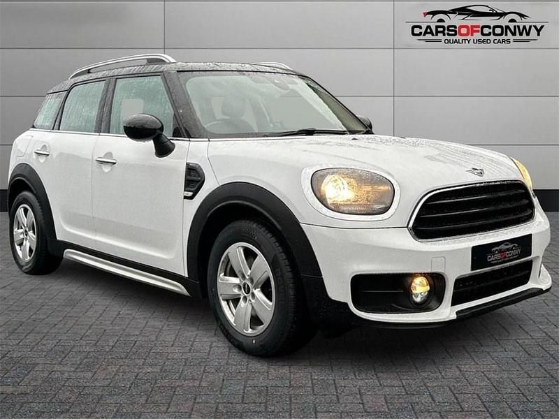 Used Mini Cooper D 150 HP (110 kW) 2018 White Hatchback