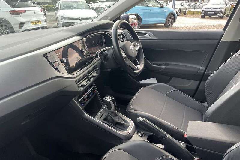 Used VW Taigo Style 109 HP (80 kW) 2022 Grey SUV