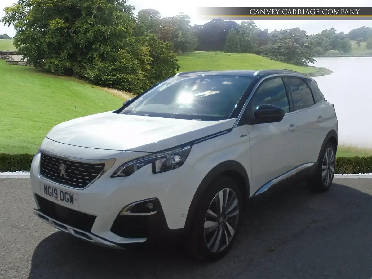 Used Peugeot 3008 GT-line 130 HP (95 kW) 2019 White SUV