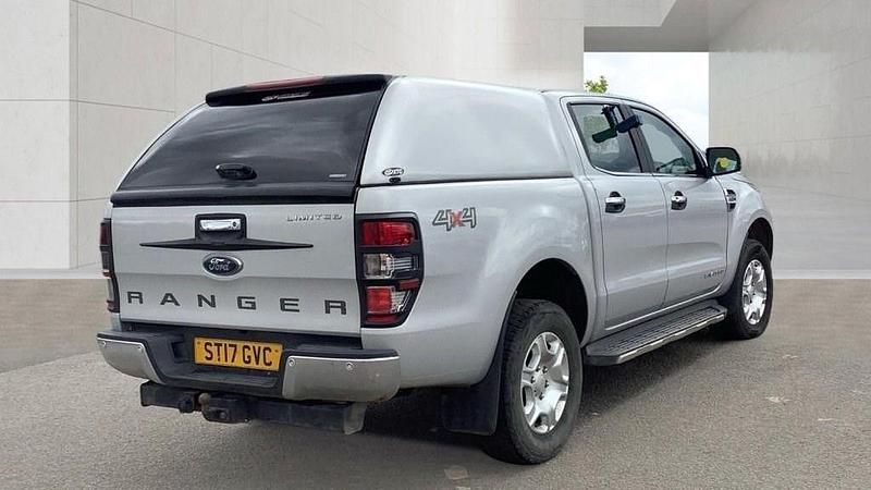 Used Ford Ranger Limited 150 HP (110 kW) 2017 Silver Pickup