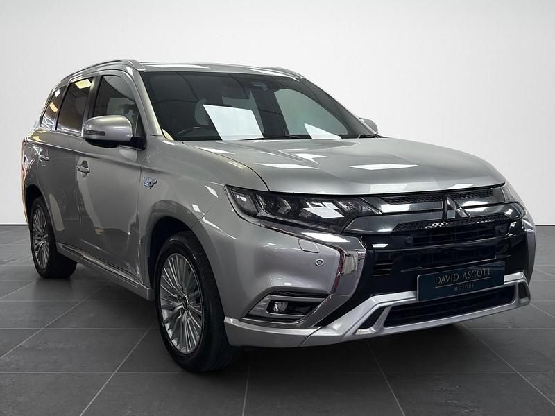 Used Mitsubishi Outlander P-HEV 2019 Silver SUV