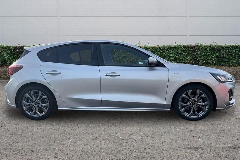 Used Ford Focus ST-Line 2024 Silver Hatchback