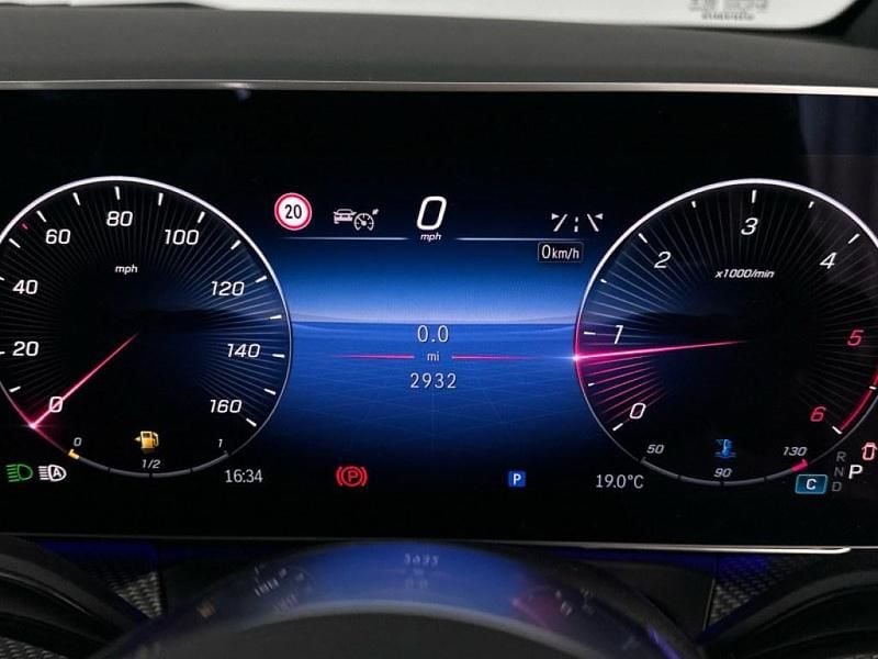 Used Mercedes V220 AMG line 163 HP (119 kW) 2024 Black MPV