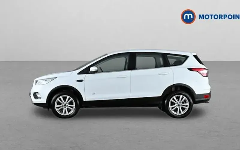Used Ford Kuga Zetec 150 HP (110 kW) 2018 White SUV