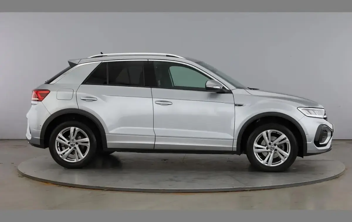 Used VW T-Roc R-line 150 HP (110 kW) 2024 Silver SUV