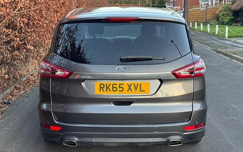 Used Ford S-MAX Titanium 179 HP (131 kW) 2018 MPV