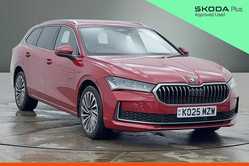 Used Skoda Superb LAURIN & KLEMENT 142 HP (104 kW) 2025 Carmine red metallic Estate