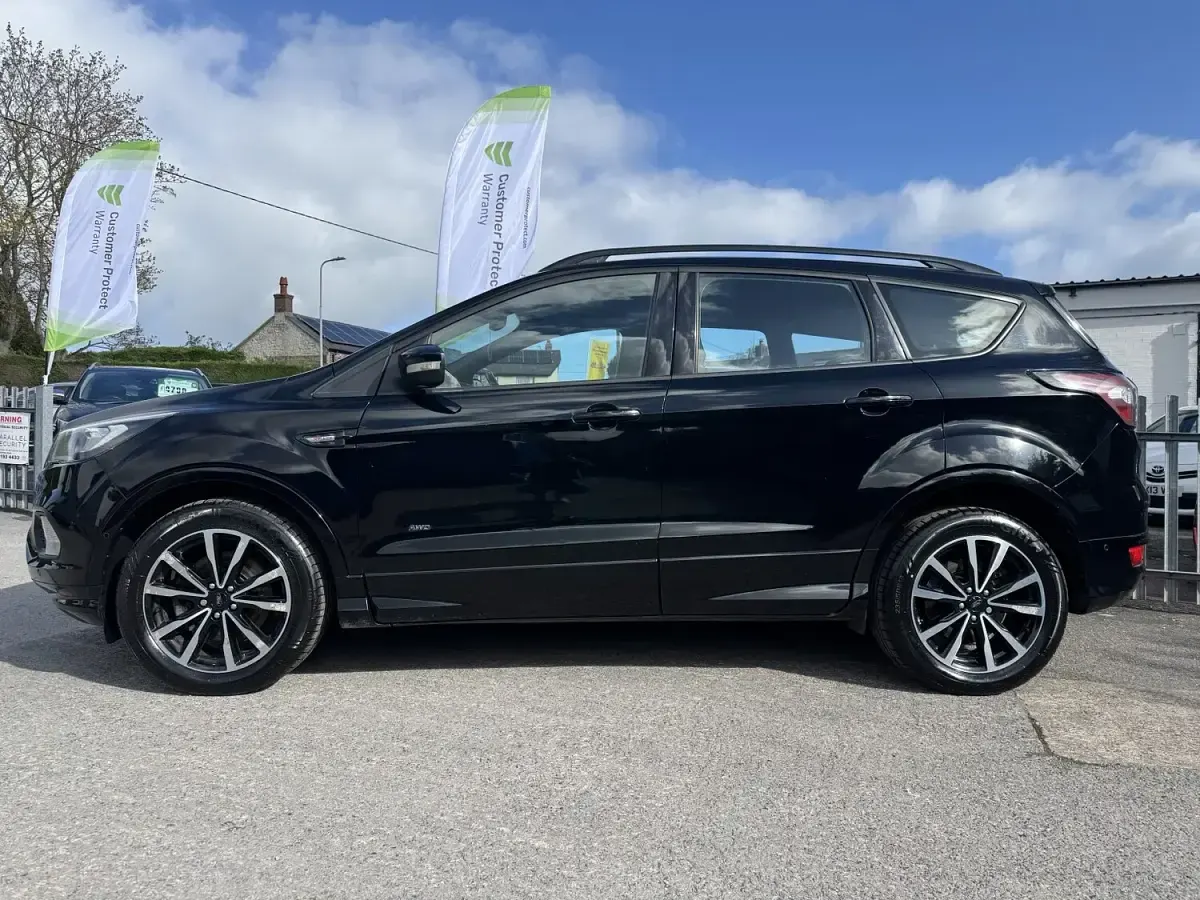 Used Ford Kuga ST-Line 180 HP (132 kW) 2017 Black SUV