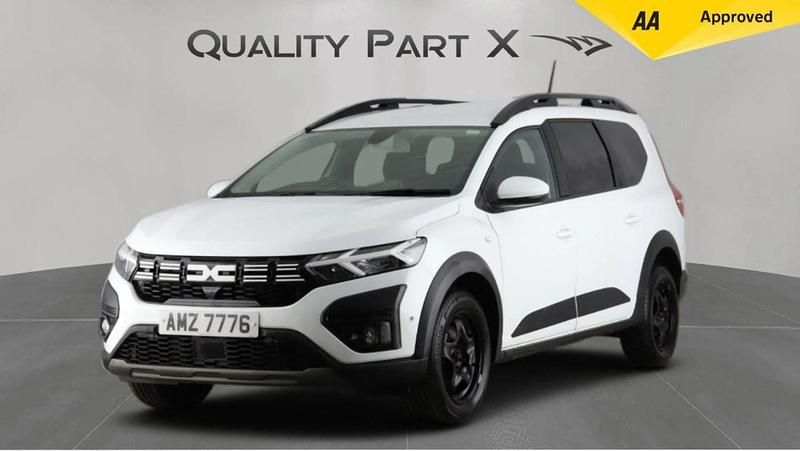 Used Dacia Jogger Expression 110 HP (80 kW) 2023 White MPV