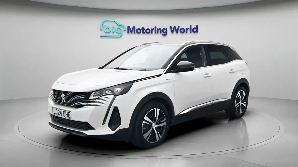 Used Peugeot 3008 GTi 300 HP (220 kW) 2023 White SUV