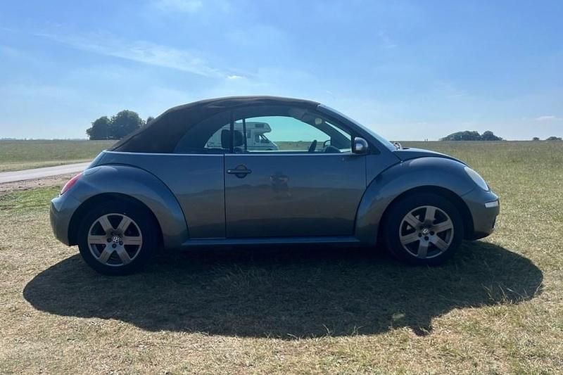 Grey Used 2011 VW Beetle Cabriolet | £2,300 (Super price) - Image 1/1