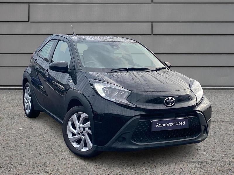 Black Used 2023 Toyota Aygo PURE Hatchback | £11,495 (Fair price) - Image 1/4