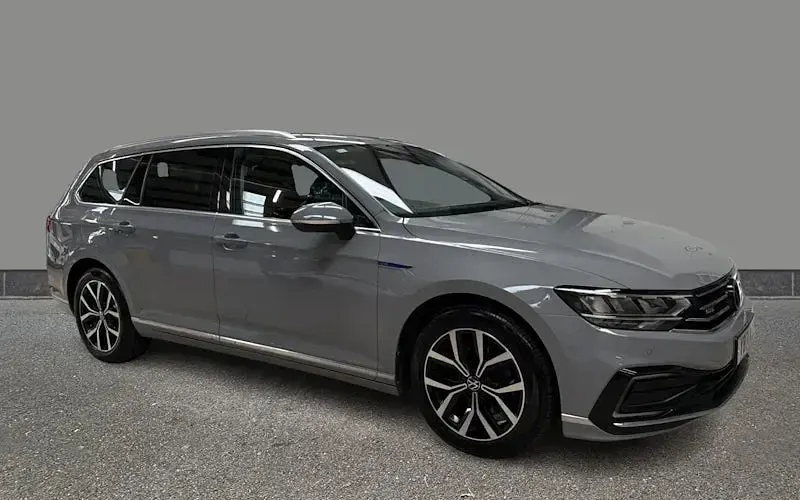 Used VW Passat GTE 218 HP (160 kW) 2022 Estate