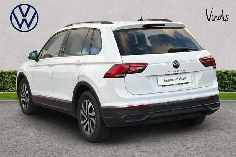 Used VW Tiguan Active 150 HP (110 kW) 2021 White SUV