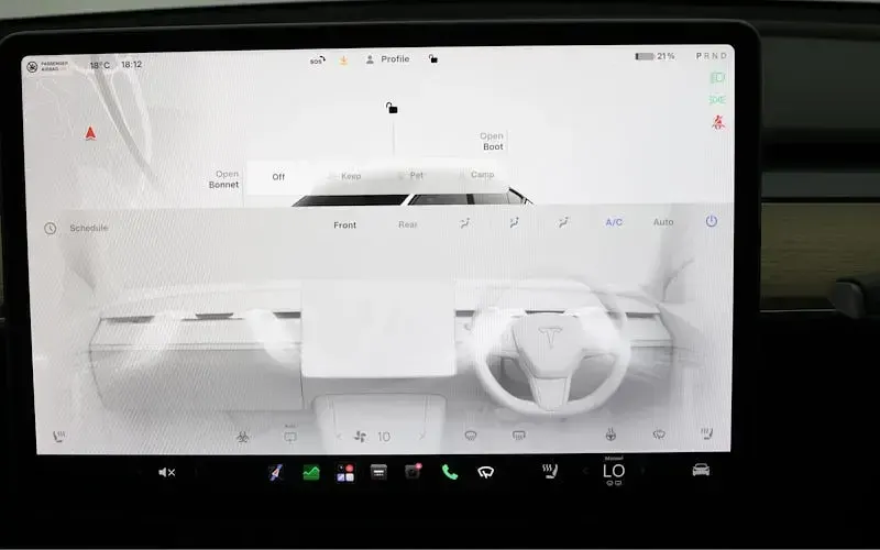 Used Tesla Model Y Long Range AWD 378 kW (514 HP) 2022 White SUV