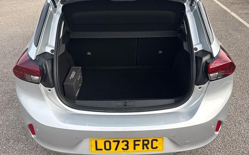 Used Vauxhall Corsa Design Edition 101 HP (74 kW) 2026 Hatchback