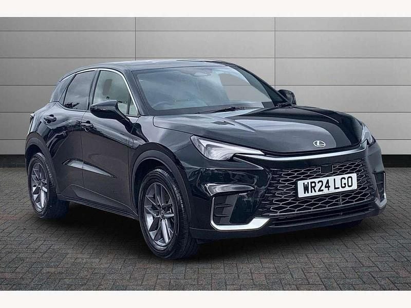 Eclipse black Used 2024 Lexus LBX SUV | £28,550 (Good price) - Image 1/3
