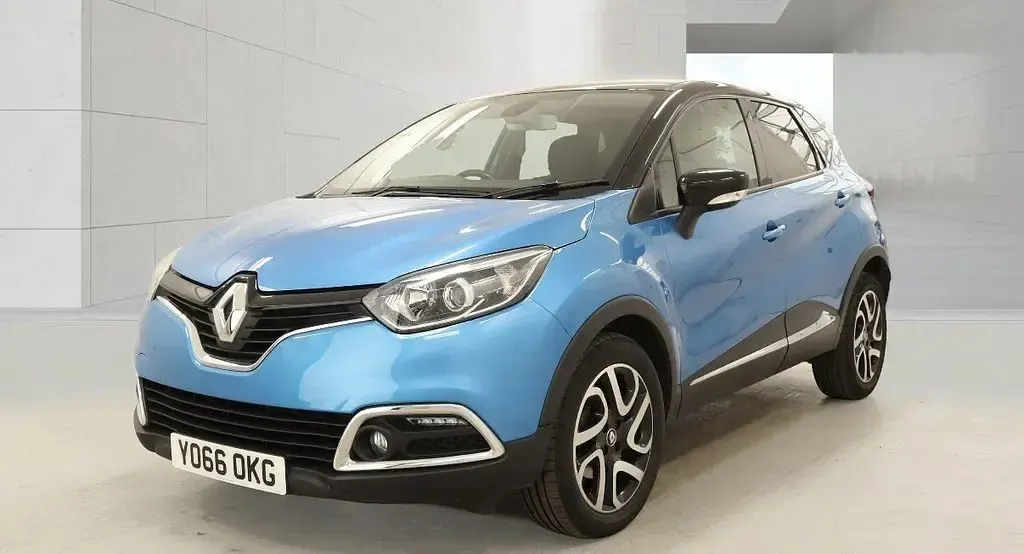 Used Renault Captur Dynamique 120 HP (88 kW) 2016 Blue/black SUV
