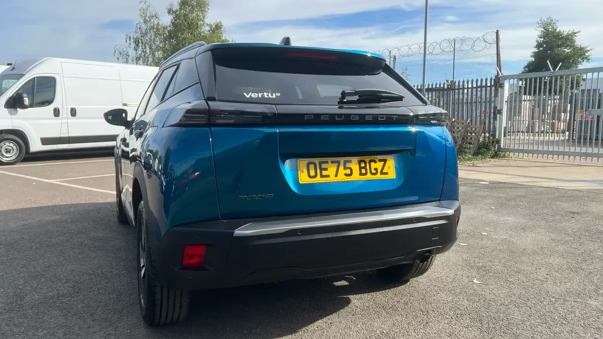 Used Peugeot 2008 Allure 101 HP (74 kW) 2024 Other SUV
