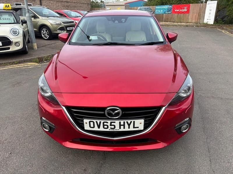 Used Mazda 3 Inclusive 2015 Red Hatchback
