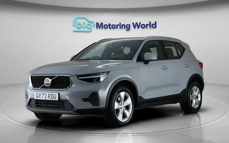 Used Volvo XC40 Core 163 HP (119 kW) 2026 SUV