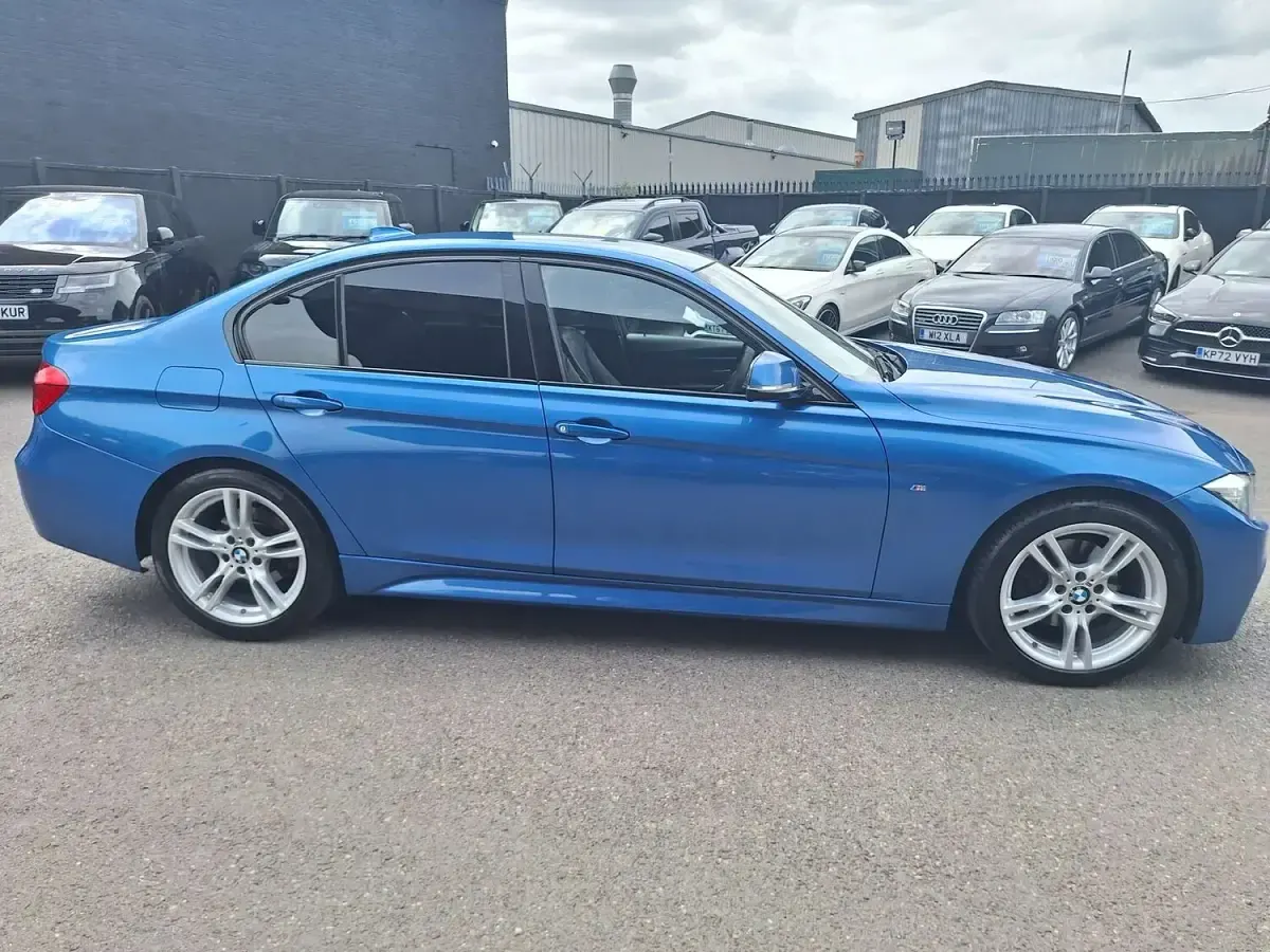 Used BMW 320 M Sport 2015 Blue Sedan